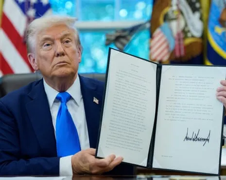 Trump Signs Executive Order Introducing Yearly $100,000 Fee on H-1B Visas